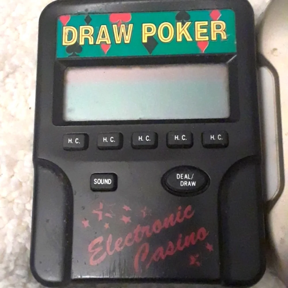 Lot of 3 electronic games